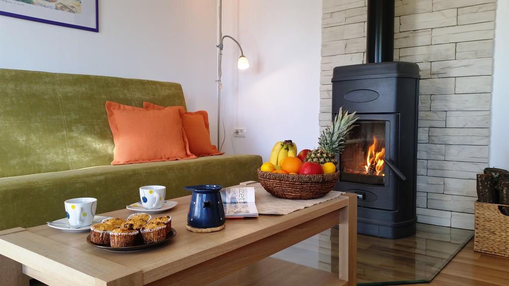 Vacation Home Latini Hum Екстериор снимка