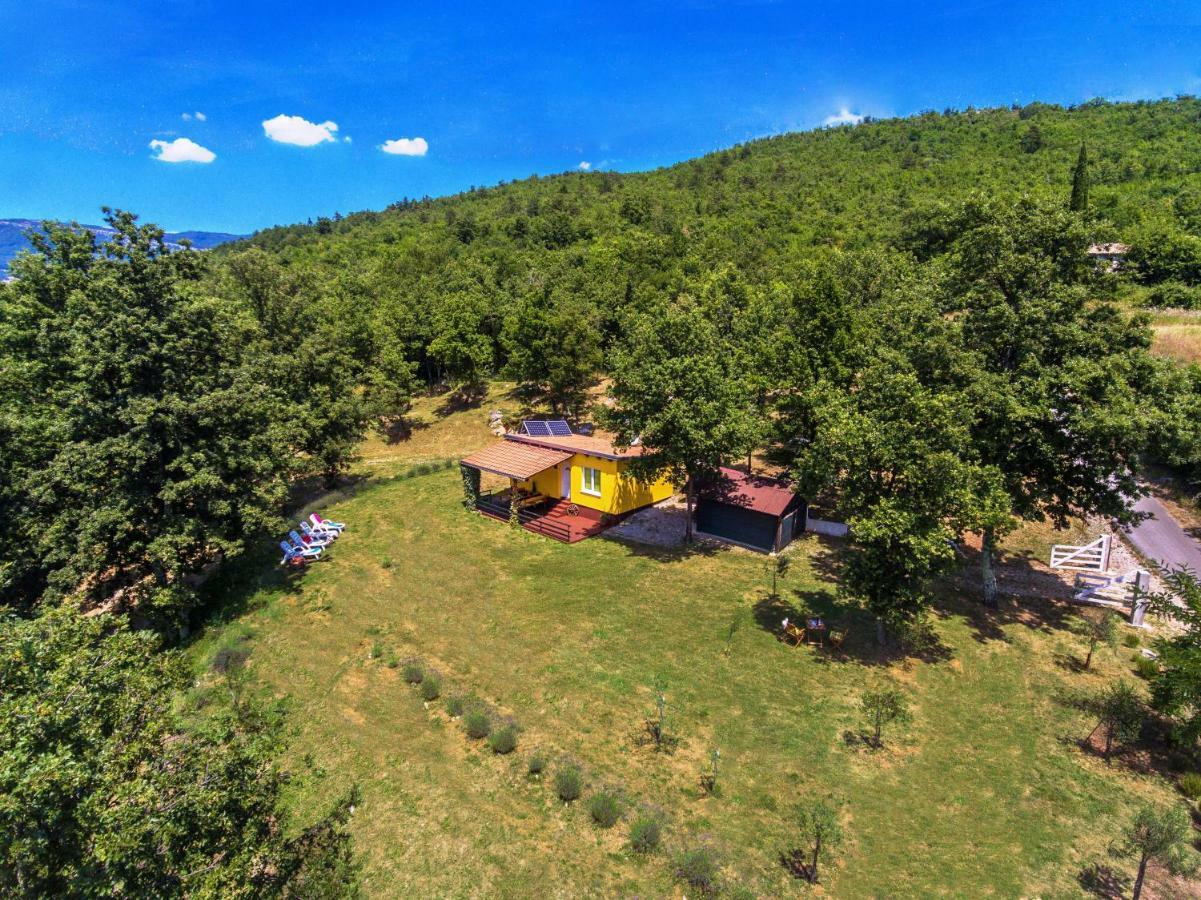 Vacation Home Latini Hum Екстериор снимка