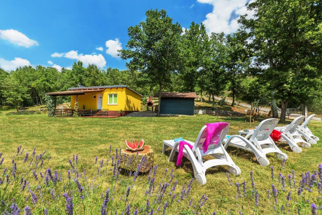 Vacation Home Latini Hum Екстериор снимка